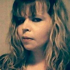 Meet your Posher, Joni